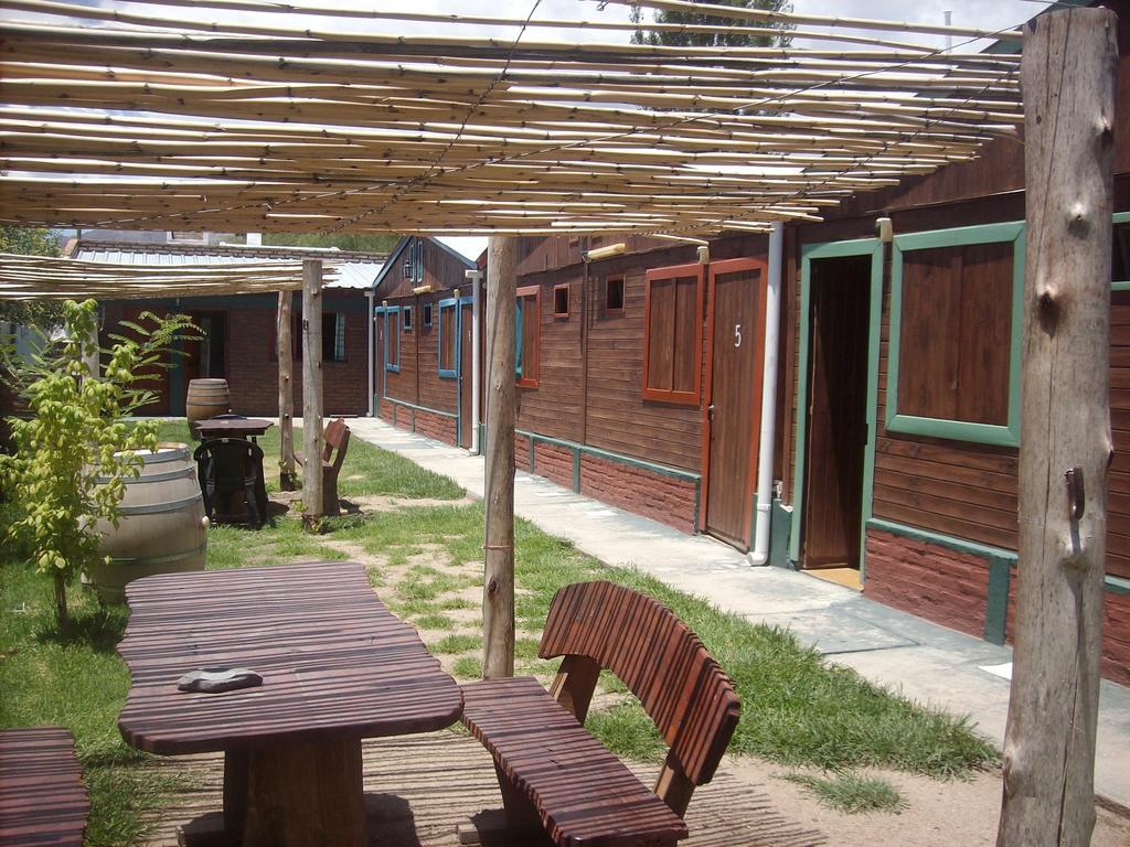 Hostal Del Suri Cafayate Bagian luar foto