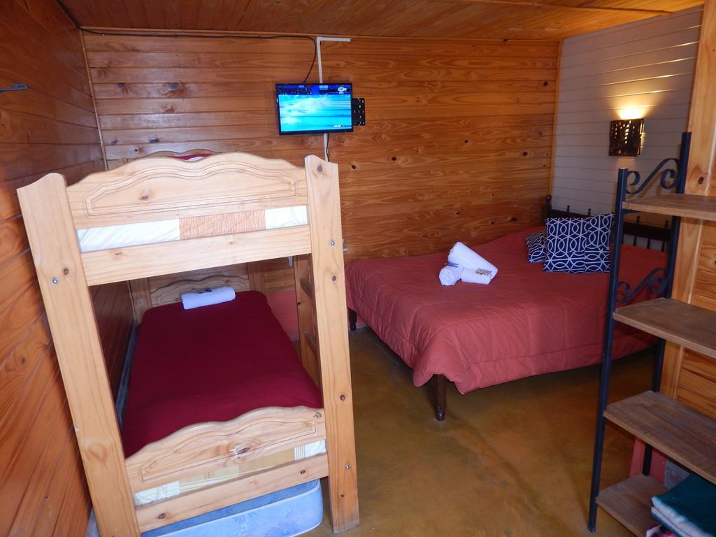 Hostal Del Suri Cafayate Bagian luar foto